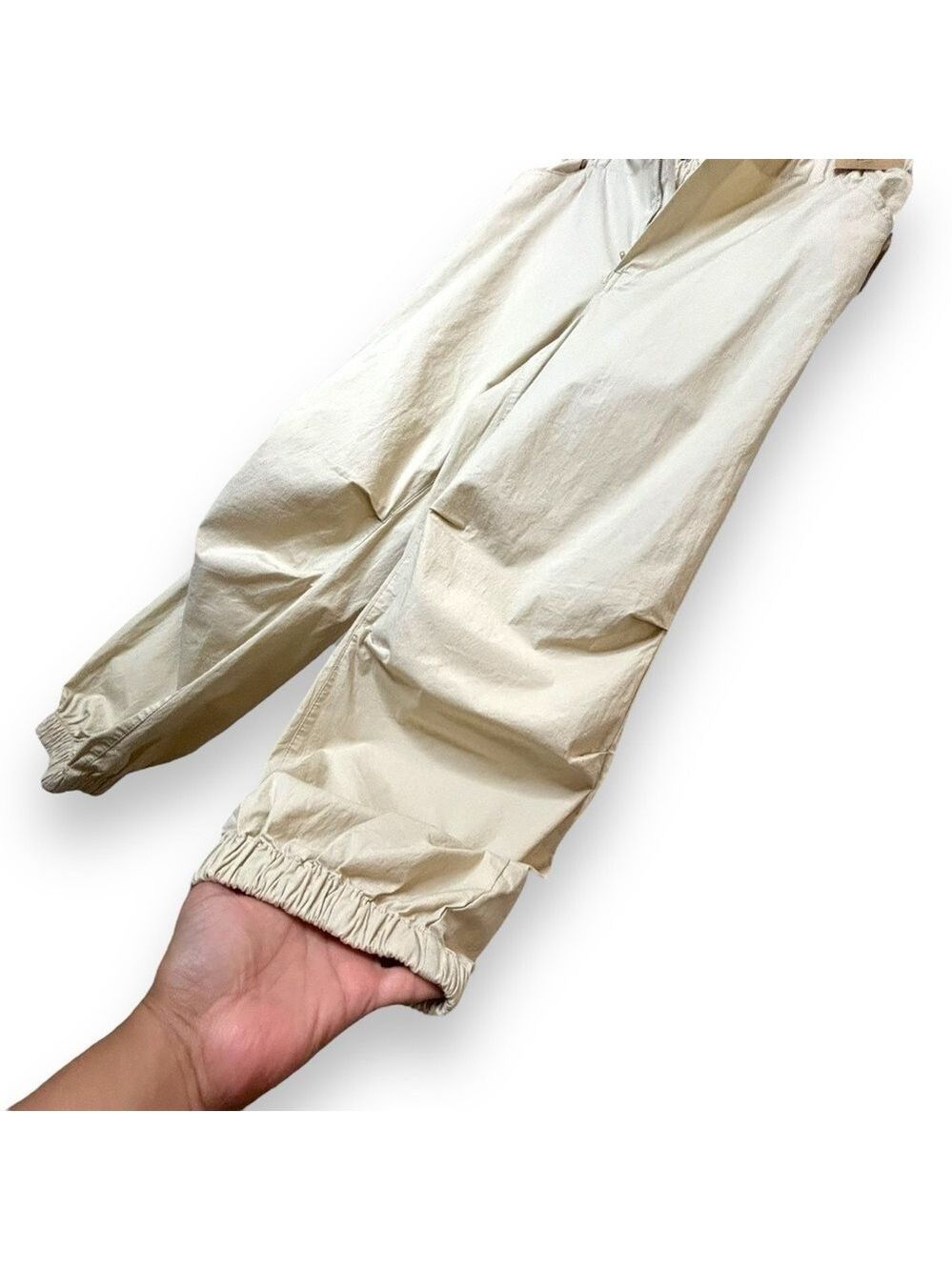 NWT Sweet Envy Beige Lightweight Pleated Joggers - Large - Picture 6 of 10